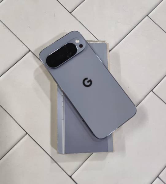 Pre-Owned USA Google Pixel 10 Pro XL 256GB Moonstone 15/05/2027 Dual esim Hover